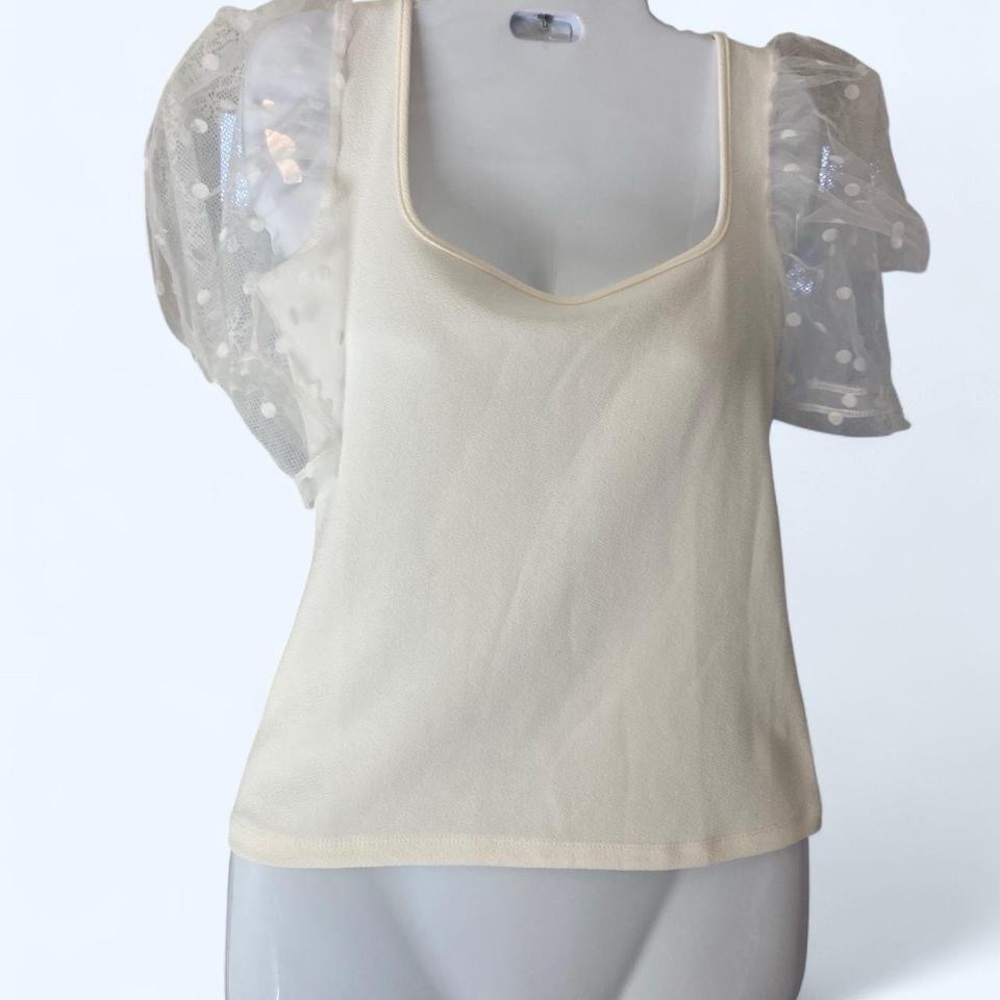 White short sleeve top with puffy sheer Polkadot sleeves 4 Shein